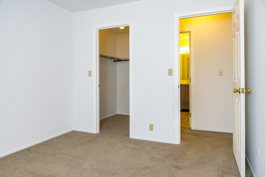 More Photos Of 3337 La Canada Dr, Cameron Park Apartments For Sale