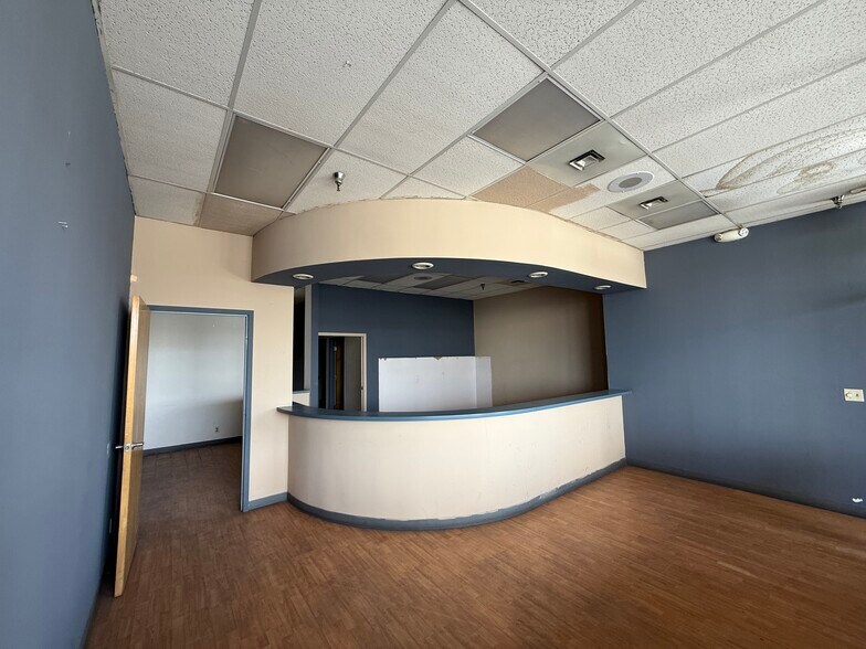 More Photos Of 1720-1868 E Charleston Blvd, Las Vegas Unknown For Lease