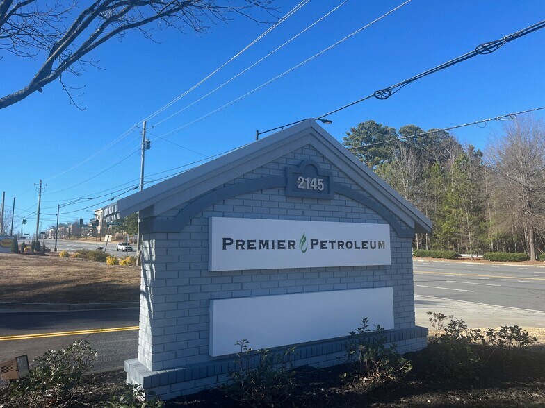 More Photos Of 2145 Duluth Hwy, Duluth Office For Lease