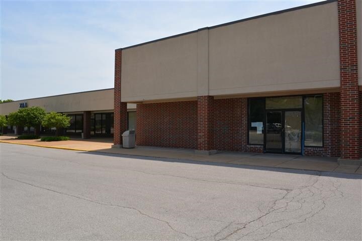 More Photos Of 9222-9280 Watson Rd, Crestwood General Retail For Lease