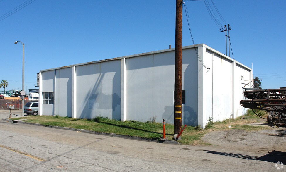 More Photos Of 1290 W 11th St, Long Beach Warehouse For Sale