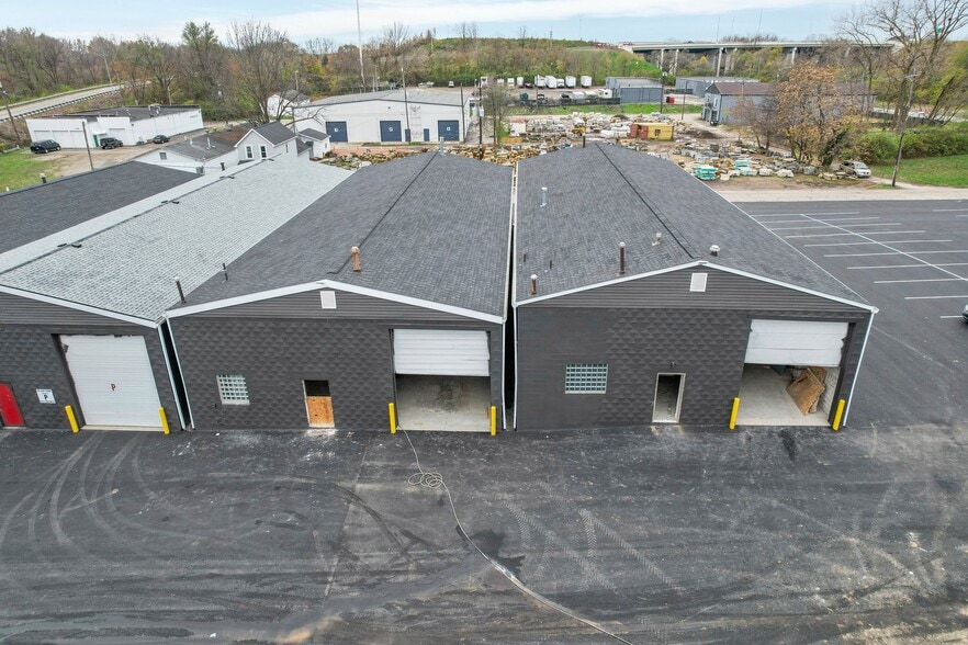 More Photos Of 572 S Nelson Rd, Columbus Unknown For Lease