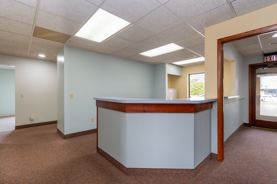 More Photos Of 7461 S State Rd, Goodrich Storefront Retail Office For Sale