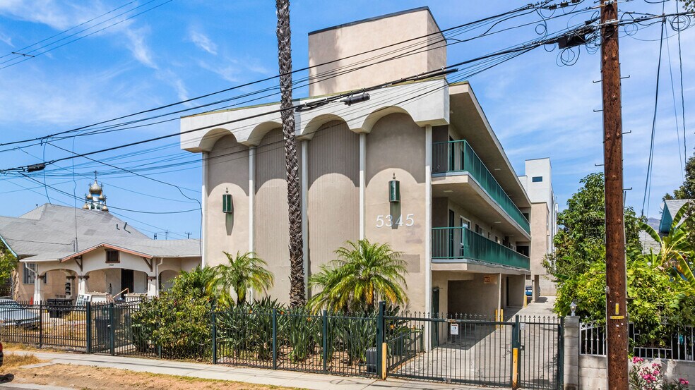 More Photos Of 5345 La Mirada Ave, Los Angeles Apartments For Sale