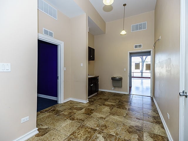 More Photos Of 4962 N Milwaukee Ave, Chicago Storefront Retail Residential For Sale