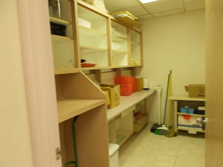 More Photos Of 2058 S Dobson Rd, Mesa Office For Lease