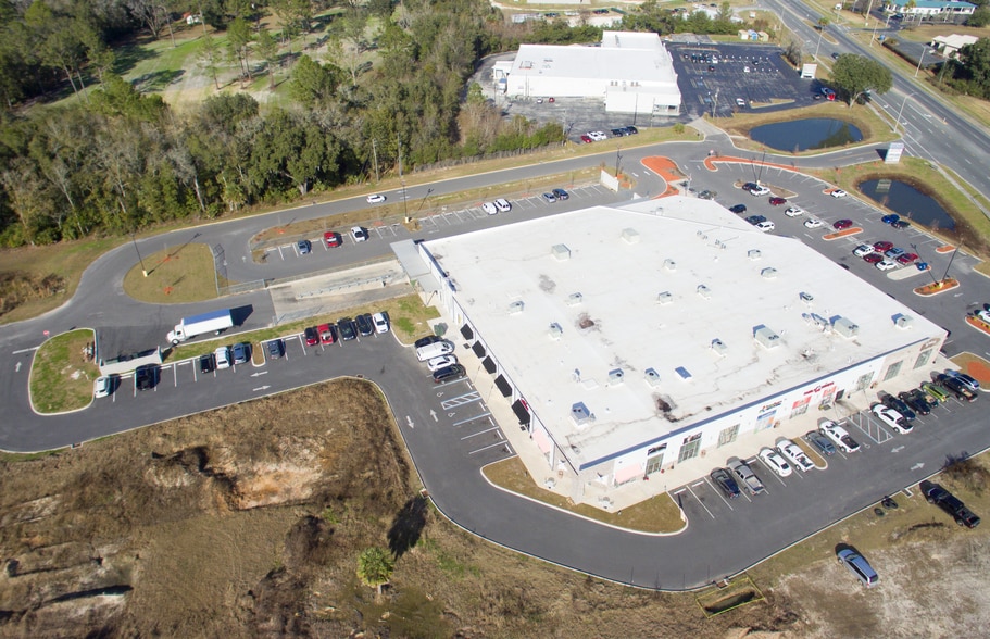 More Photos Of 1415 Ohio St, Live Oak General Retail For Lease