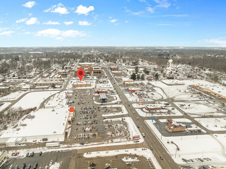 More Photos Of 2229 E State St, Salem Drugstore For Sale