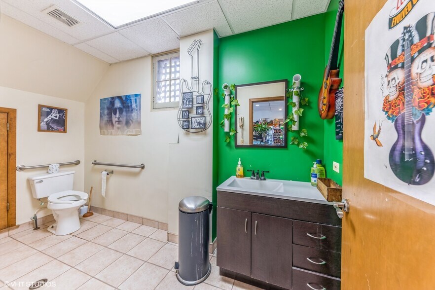 More Photos Of 3 S Old Rand Rd, Lake Zurich Storefront Retail Residential For Sale