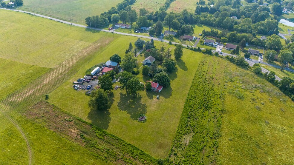 More Photos Of 1112 W Bridge St, Spring City Warehouse For Sale