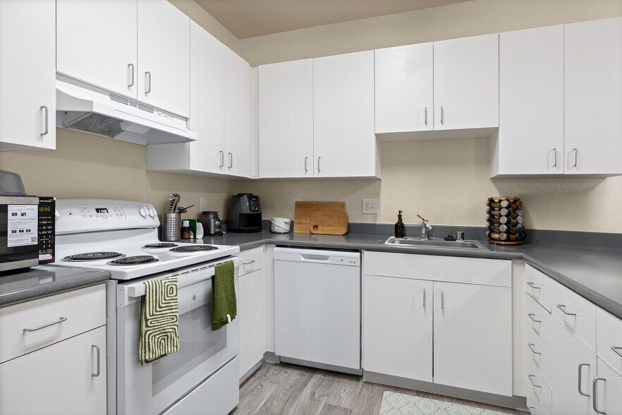 More Photos Of 1730 Bay Rd, Palo Alto Apartments For Sale