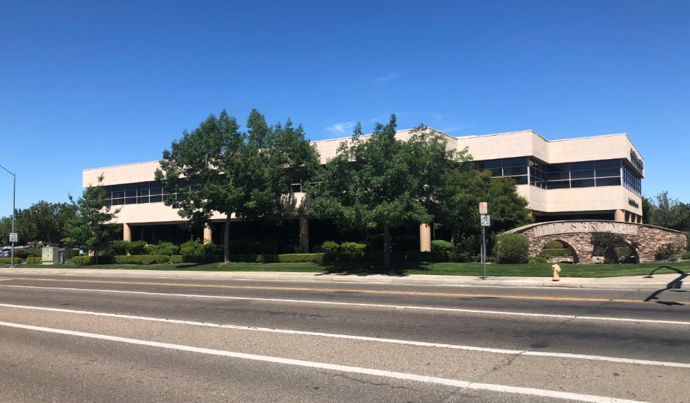More Photos Of 1901 W Kettleman Ln, Lodi Medical For Lease