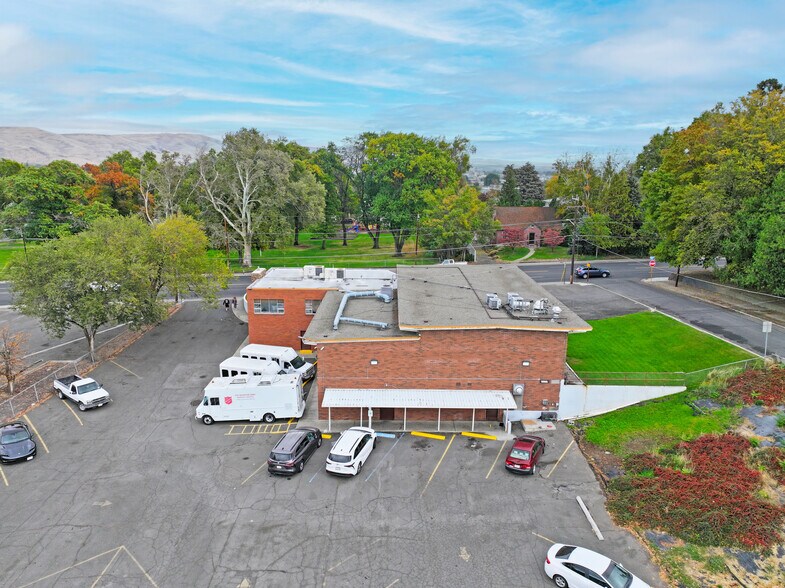 More Photos Of 310 N 16th Ave, Yakima Office For Sale