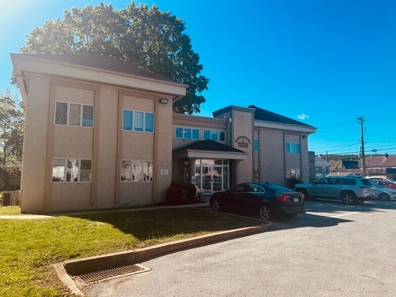 Primary Photo Of 77 Manor Ave, Downingtown Medical For Lease