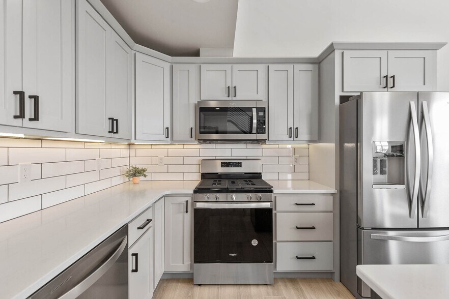 More Photos Of 2998 N 27th Ave, Bozeman Light Manufacturing For Lease