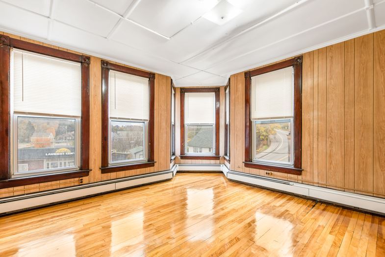 More Photos Of 4 Elm St, Lancaster Apartments For Sale