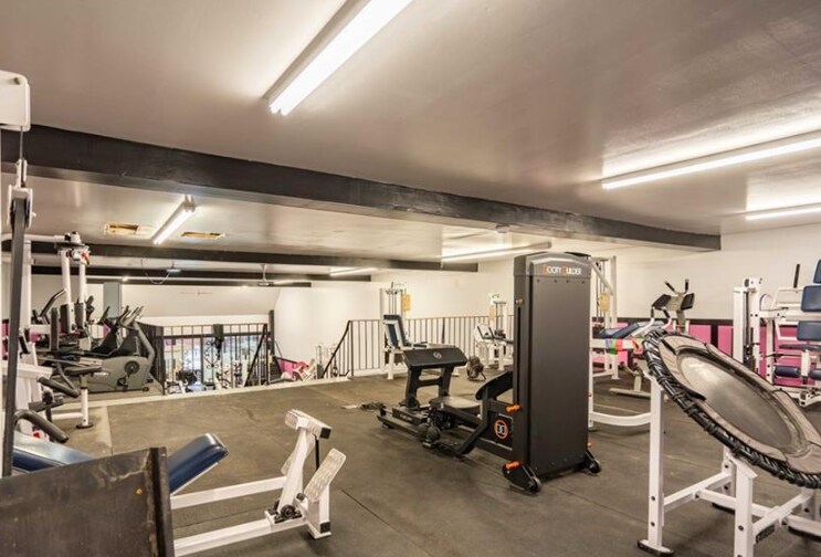 More Photos Of 319-327 Montreal Rd, Cornwall Storefront Retail Residential For Lease