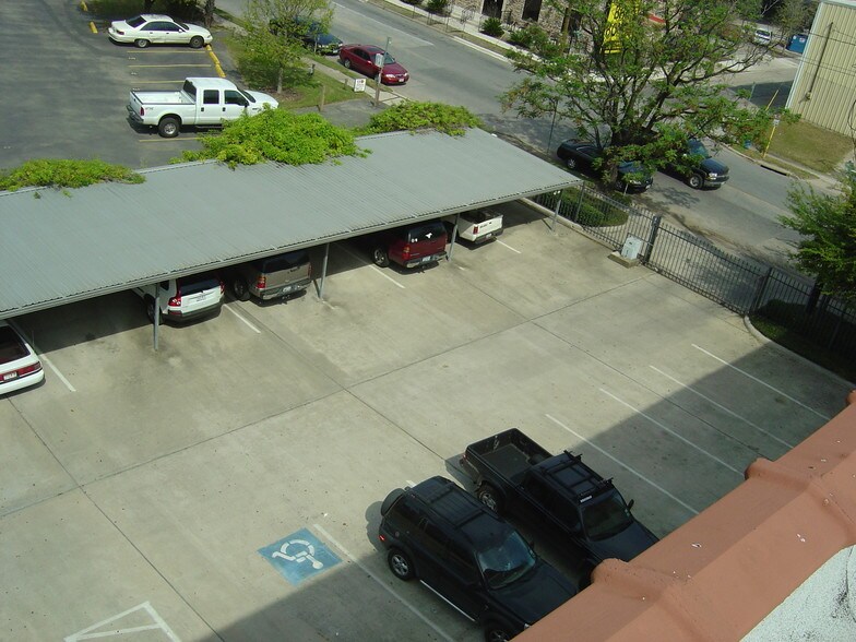 More Photos Of 1011 Wood St, Houston Loft Creative Space For Lease