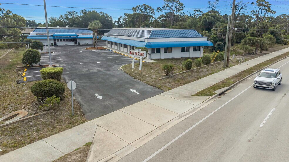 More Photos Of 655 N Indiana Ave, Englewood Medical For Sale
