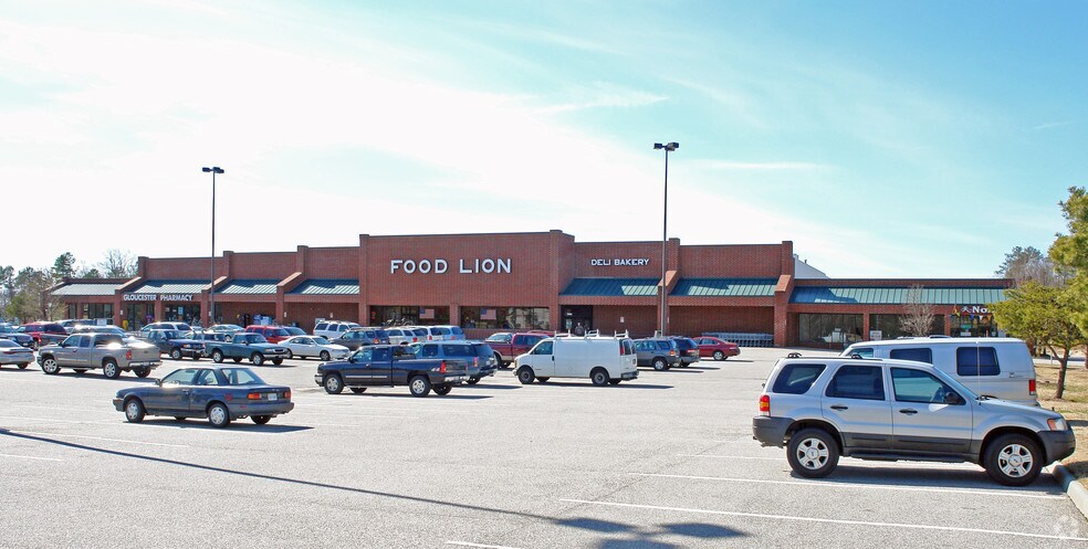 More Photos Of 7449-7453 Hargett Blvd, Gloucester Unknown For Lease