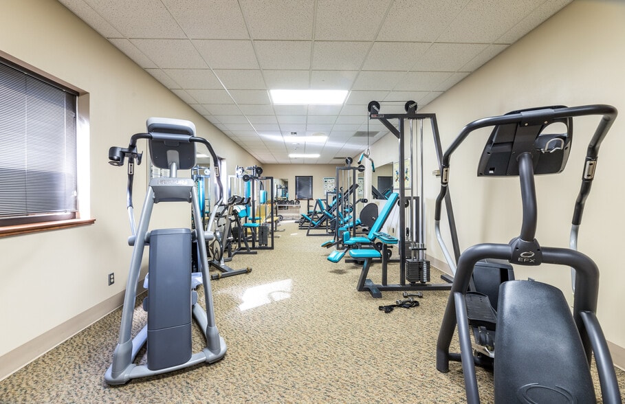 More Photos Of 208 E Houston St, Beeville Office For Sale