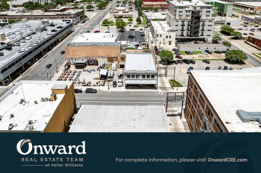 More Photos Of 210-224 S 5th St, Waco Storefront Retail Office For Lease