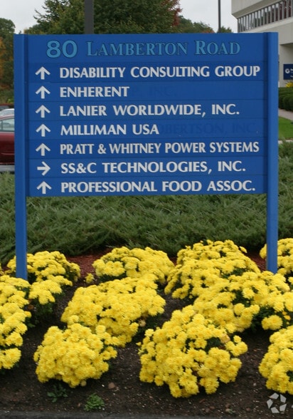 More Photos Of 80 Lamberton Rd, Windsor Office For Lease