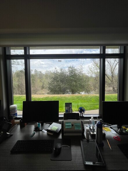 More Photos Of 550 Plaza Dr, Folsom Office For Sale