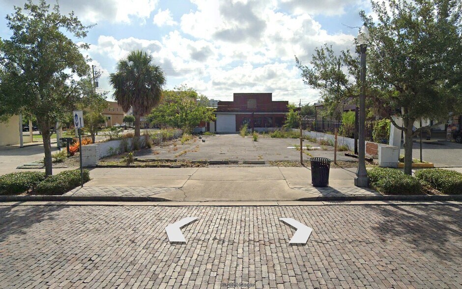 More Photos Of 209 S Park Ave, Sanford Land For Sale