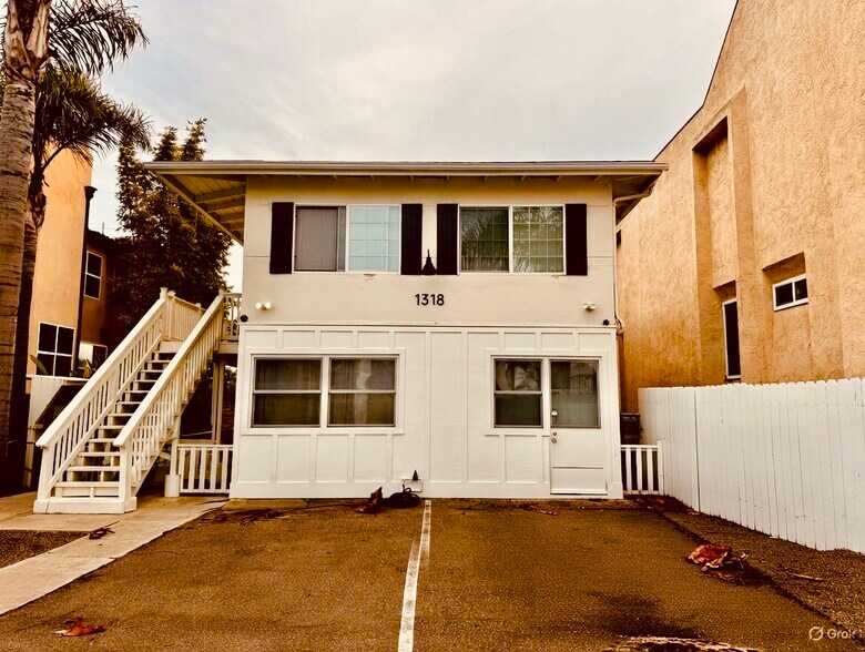 More Photos Of 1318 S Pacific St, Oceanside Apartments For Sale