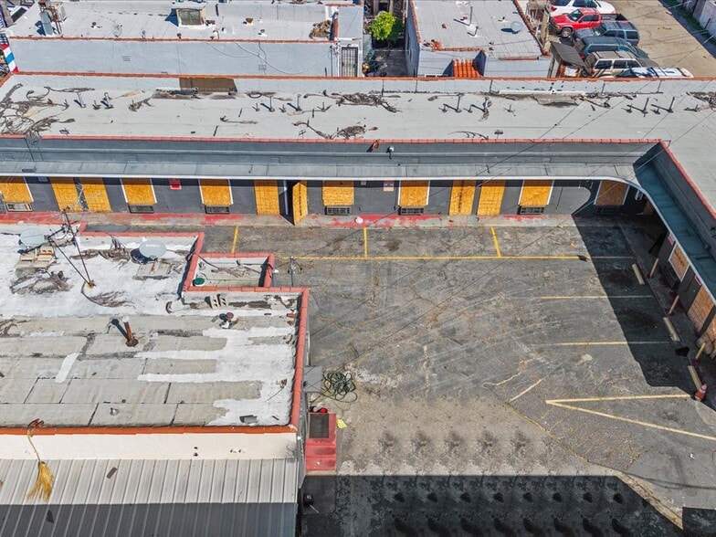 More Photos Of 10914 S Figueroa St, Los Angeles Hotel For Sale