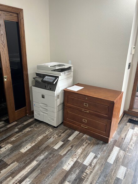 More Photos Of 2025 K St, Merced Office For Sale