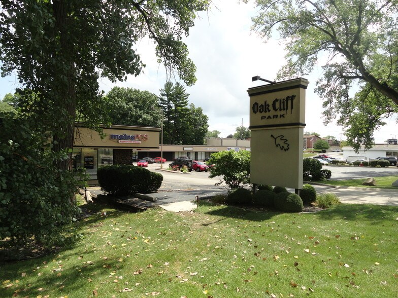 4408 N Knoxville Ave, Peoria, IL 61614 For Lease