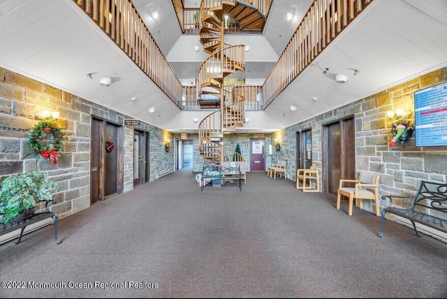 More Photos Of 445 Brick Blvd, Brick Medical For Lease
