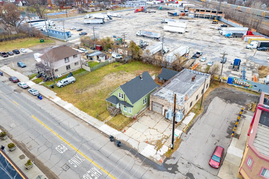 More Photos Of 1341 Springwells St, Detroit General Retail For Sale