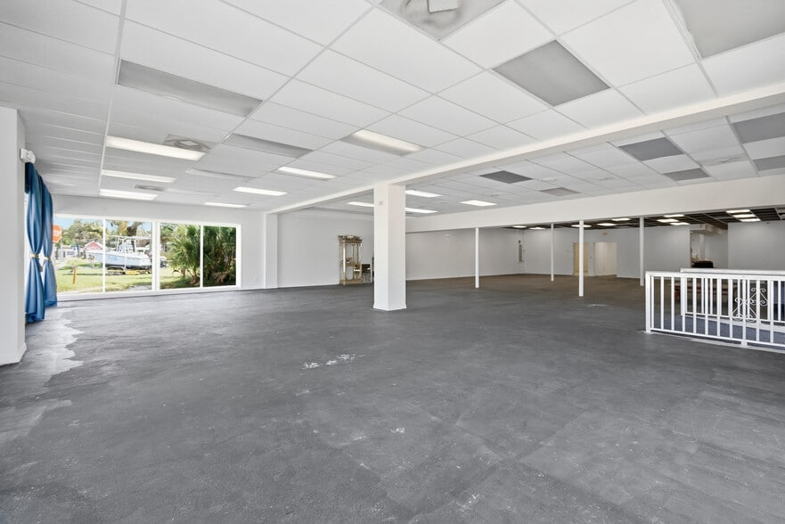 More Photos Of 844 Anastasia Blvd, Saint Augustine Storefront Retail Office For Lease