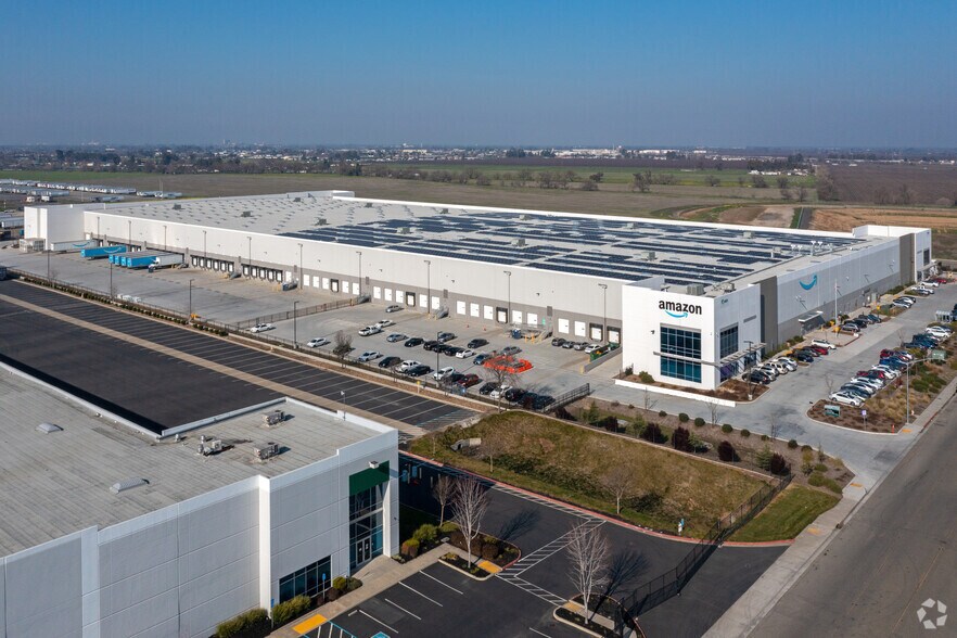 More Photos Of 4601 Newcastle Rd, Stockton Distribution For Lease