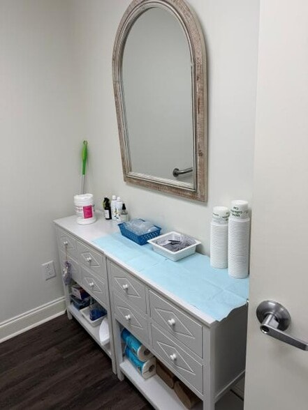 More Photos Of 9371 Cypress Lake Dr, Fort Myers Unknown For Lease