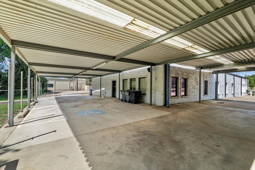More Photos Of 5017 Colleyville Blvd, Colleyville Office For Sale