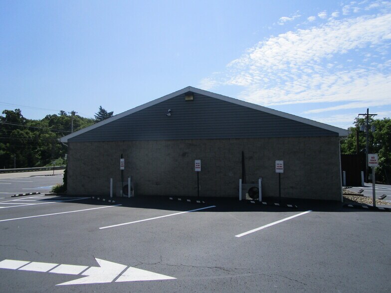 More Photos Of 1456 Lincoln Hwy, North Versailles Restaurant For Sale