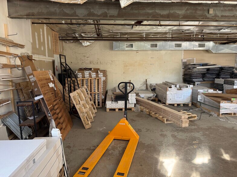 More Photos Of 26 Fitch St, Norwalk Warehouse For Lease