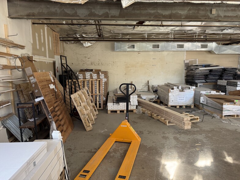 More Photos Of 26 Fitch St, Norwalk Warehouse For Lease