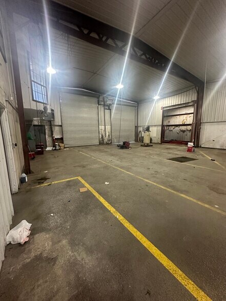 More Photos Of 3265 S Eufaula Ave, Eufaula Truck Stop For Sale