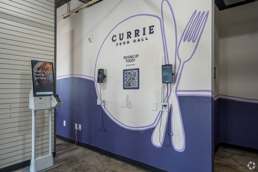 More Photos Of 1015-1025 Currie Ave, Minneapolis General Retail For Lease