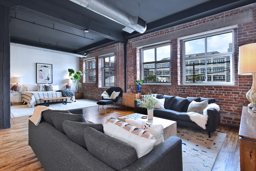 More Photos Of 500-530 Molino St, Los Angeles Office For Sale