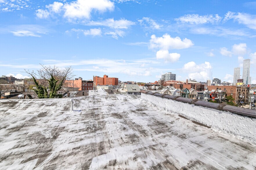 More Photos Of 8 Baldwin Ave, Jersey City Medical For Sale