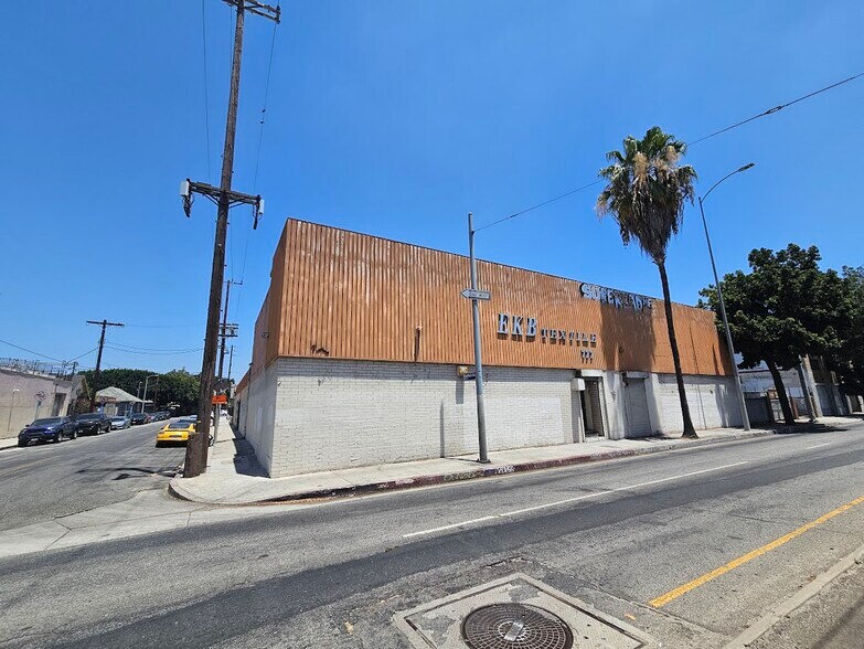 More Photos Of 777 E Washington Blvd, Los Angeles Warehouse For Lease