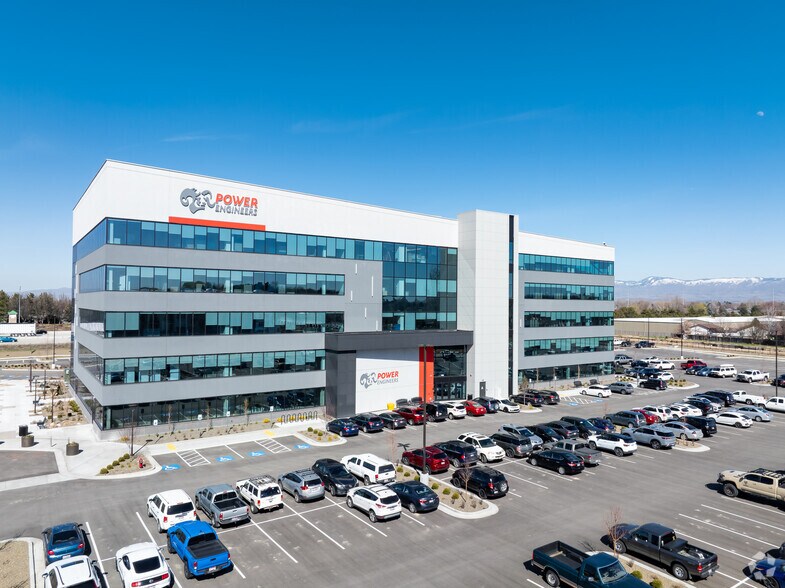 More Photos Of 1032 S Silverstone Way, Meridian Office For Lease