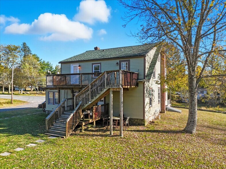 More Photos Of 221 Upper Swiftwater Rd, Cresco Apartments For Sale