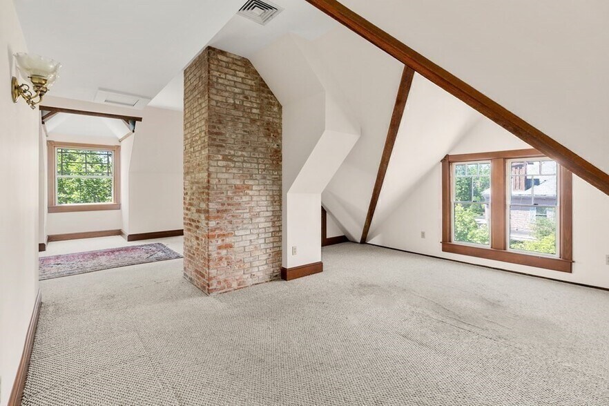 More Photos Of 404 County St, New Bedford Office For Sale